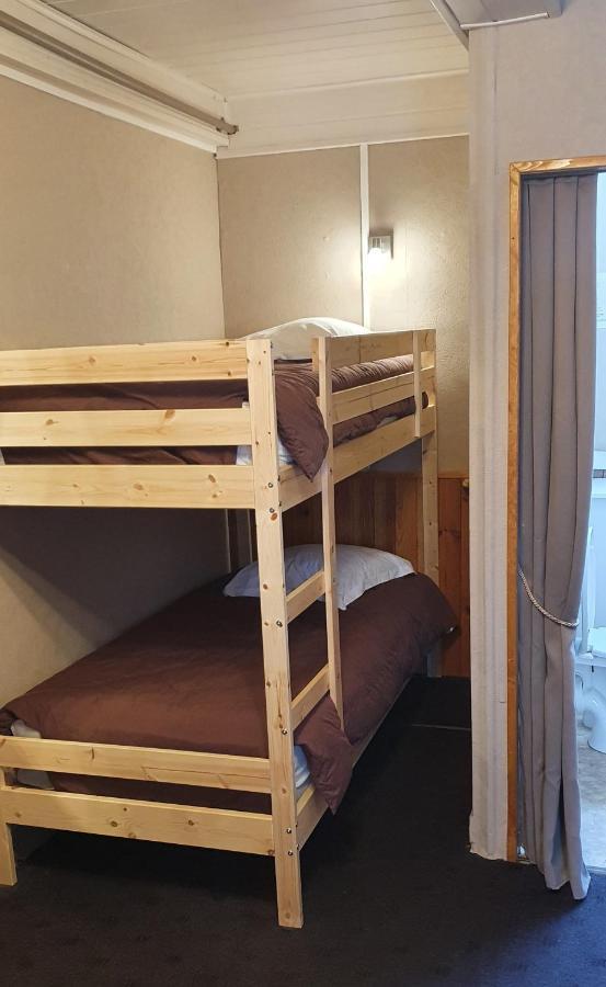 Hotel Les Deux Cols Сант-Мари-де-Кампан Екстериор снимка