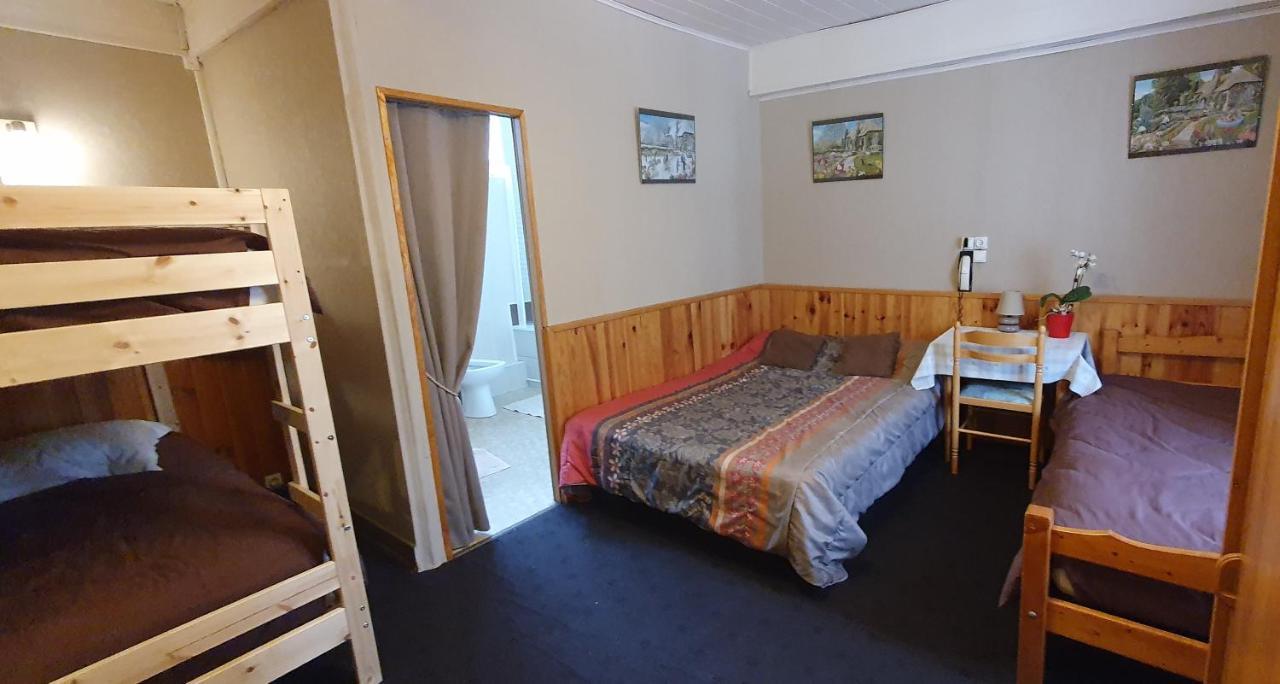 Hotel Les Deux Cols Сант-Мари-де-Кампан Екстериор снимка