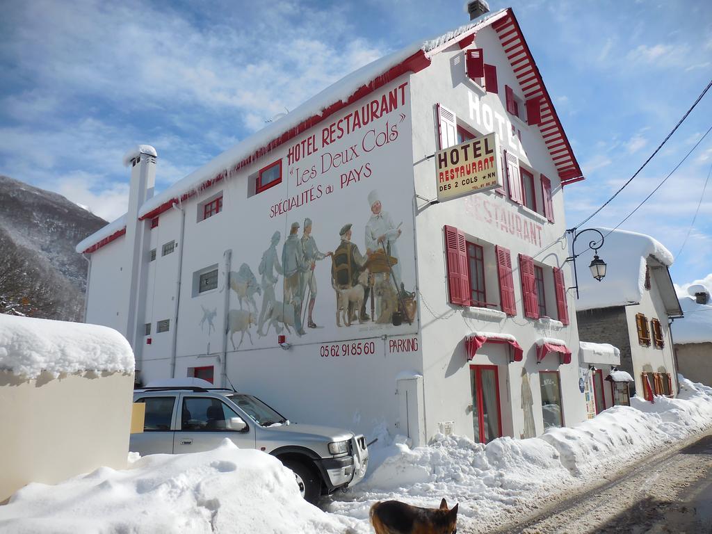 Hotel Les Deux Cols Сант-Мари-де-Кампан Екстериор снимка