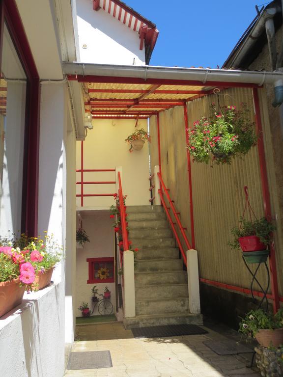 Hotel Les Deux Cols Сант-Мари-де-Кампан Екстериор снимка