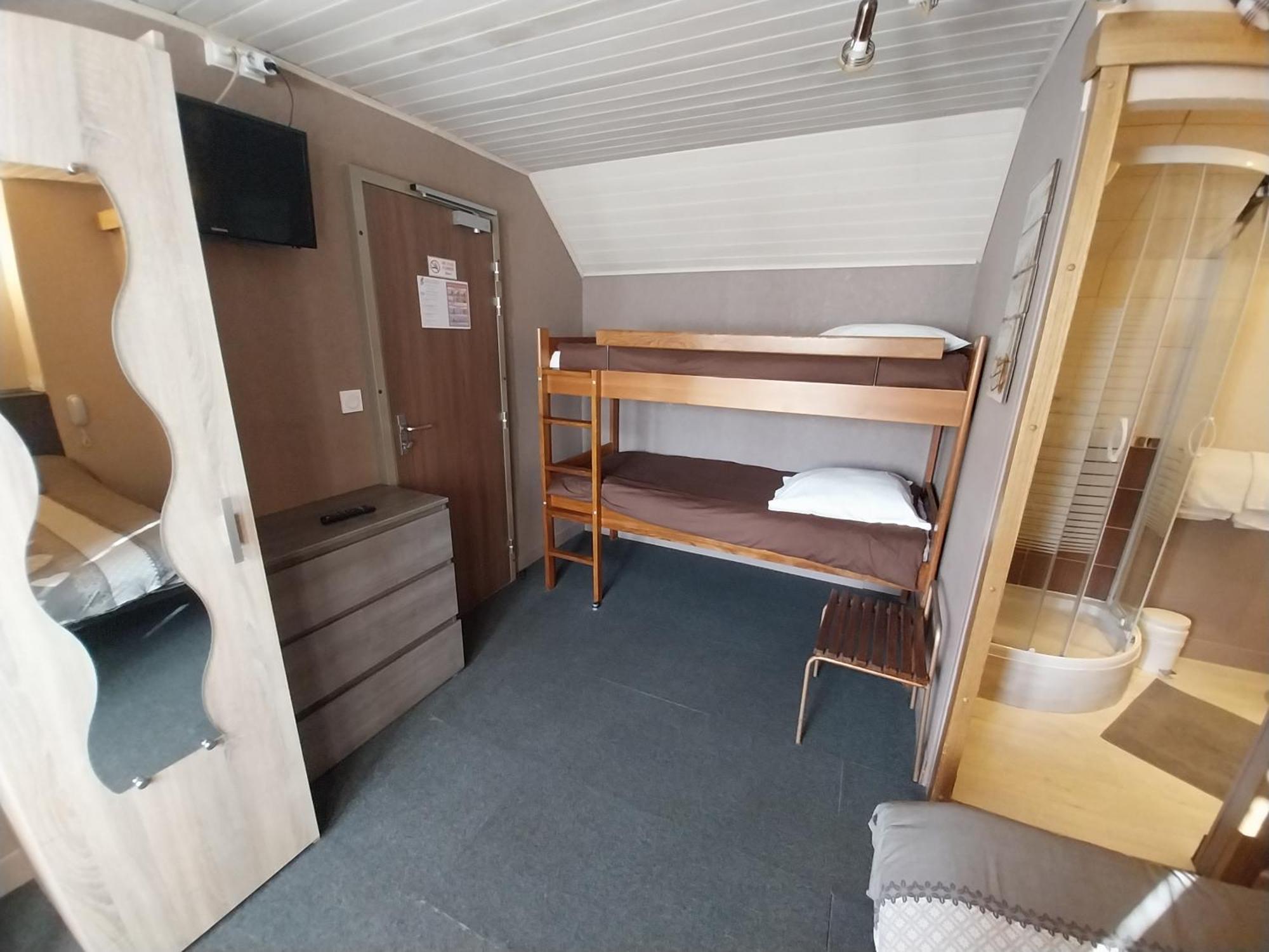 Hotel Les Deux Cols Сант-Мари-де-Кампан Екстериор снимка