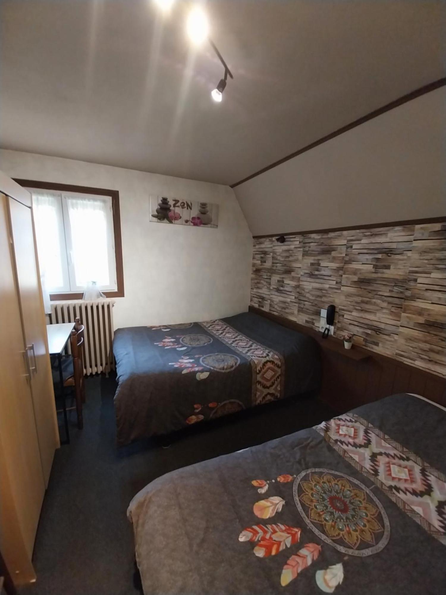 Hotel Les Deux Cols Сант-Мари-де-Кампан Екстериор снимка