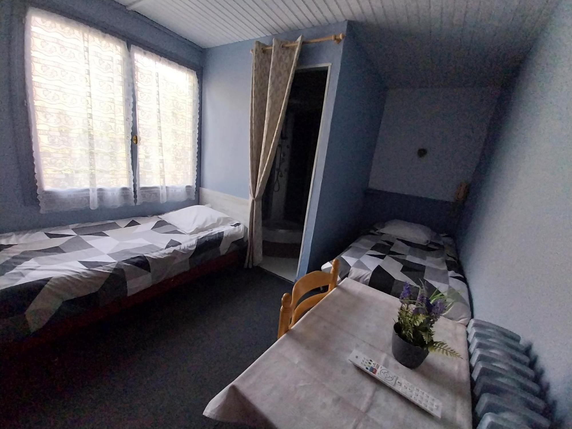 Hotel Les Deux Cols Сант-Мари-де-Кампан Екстериор снимка